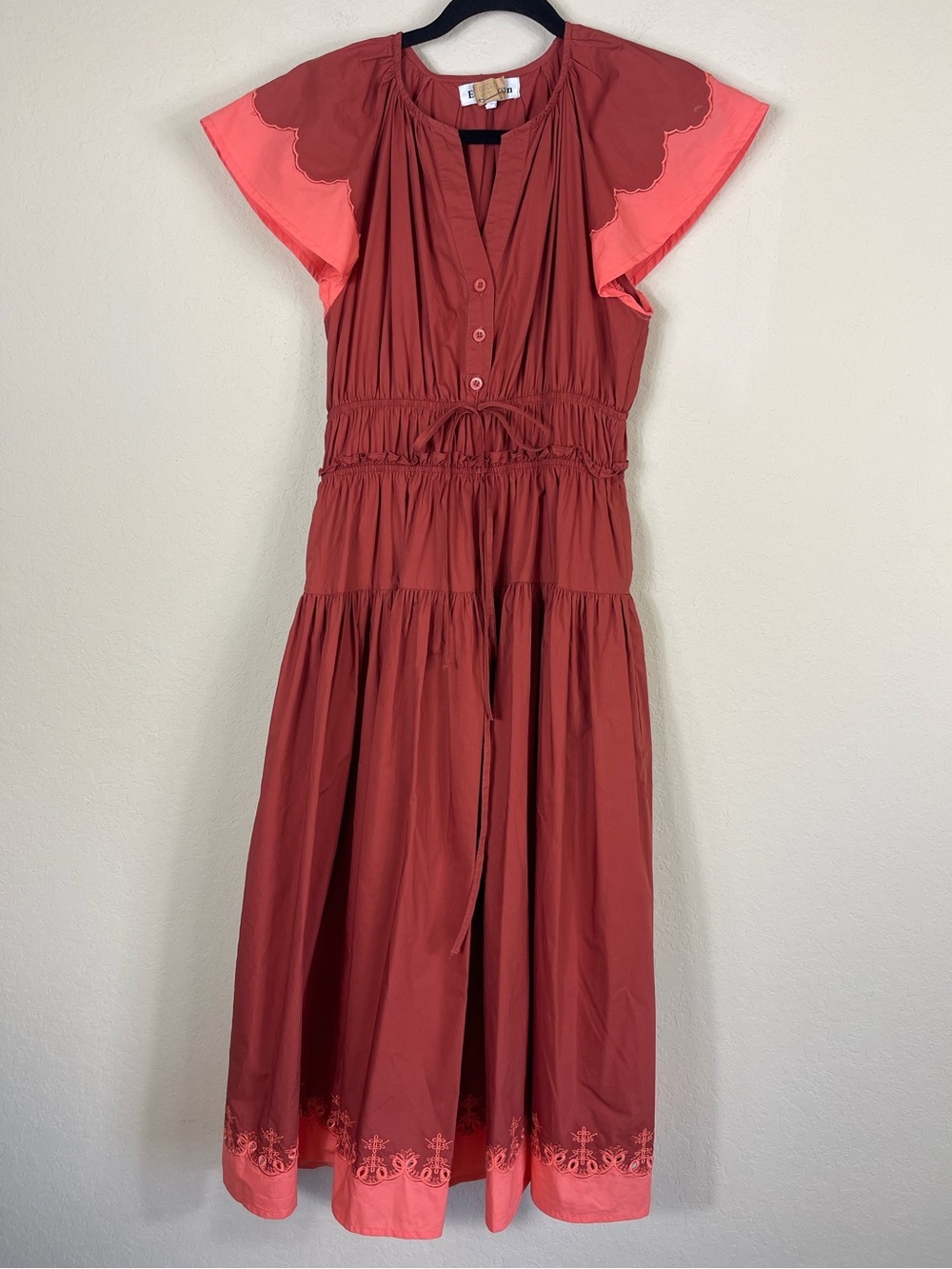 En Saison Flutter Sleeve V Neck Midi Dress Size S